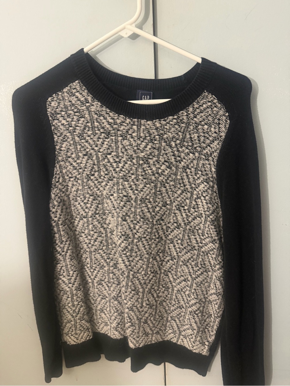 GAP Black Sleeve Crewneck with Black-and-Cream Patterned Front